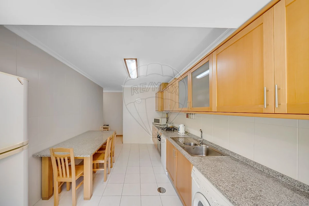 Apartamento T2 para Venda em Eixo e Eirol Foto 19