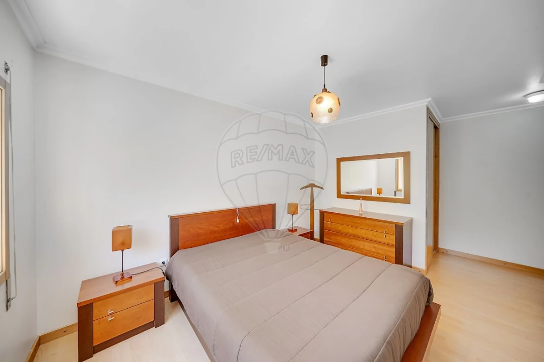 Apartamento T2 para Venda em Eixo e Eirol Foto 16