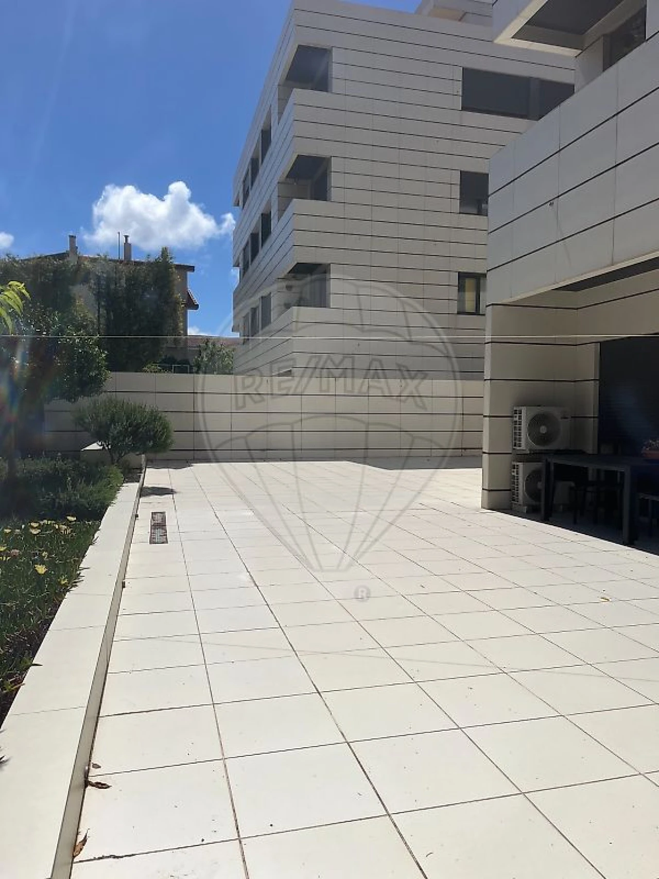 Apartamento T2 para Venda em Mafamude e Vilar do Paraíso Foto 1