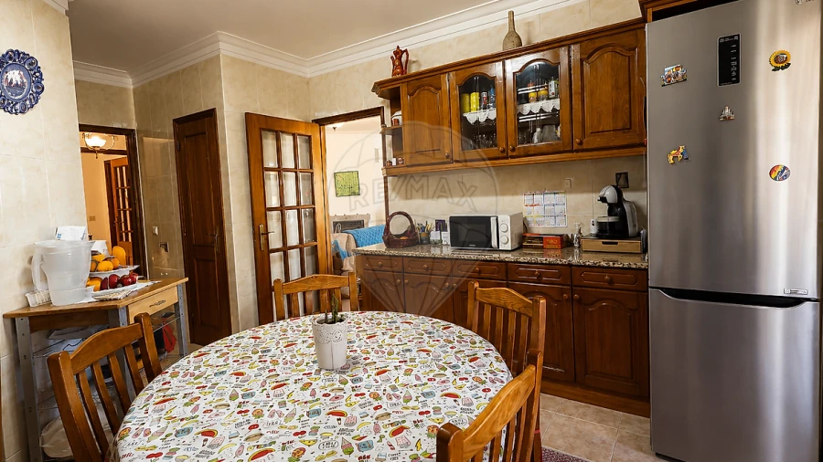 Apartamento T3 para Venda em Nogueira e Silva Escura