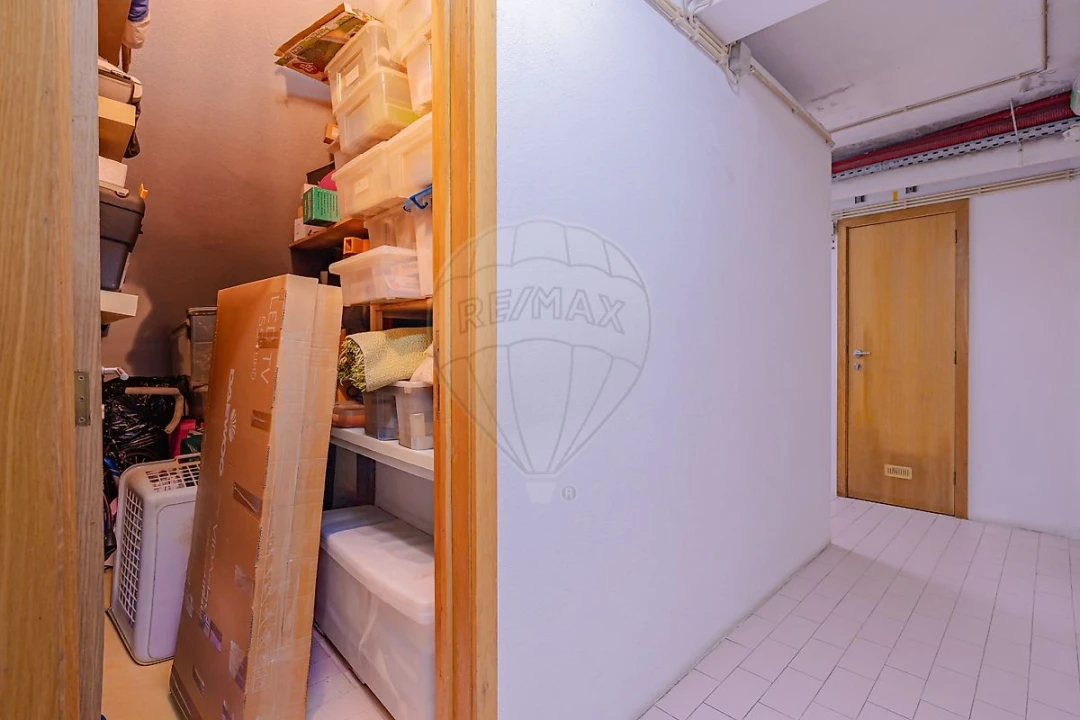 Apartamento T2 para Venda em Moreira Foto 6