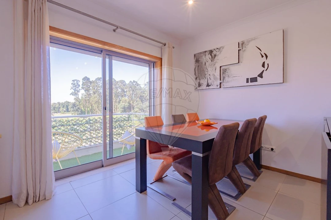 Apartamento T2 para Venda em Moreira Foto 11