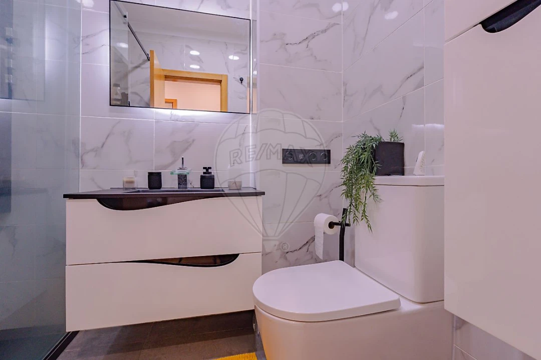 Apartamento T2 para Venda em Moreira Foto 32