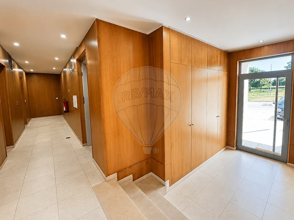 Apartamento T2 para Venda em Moreira Foto 8