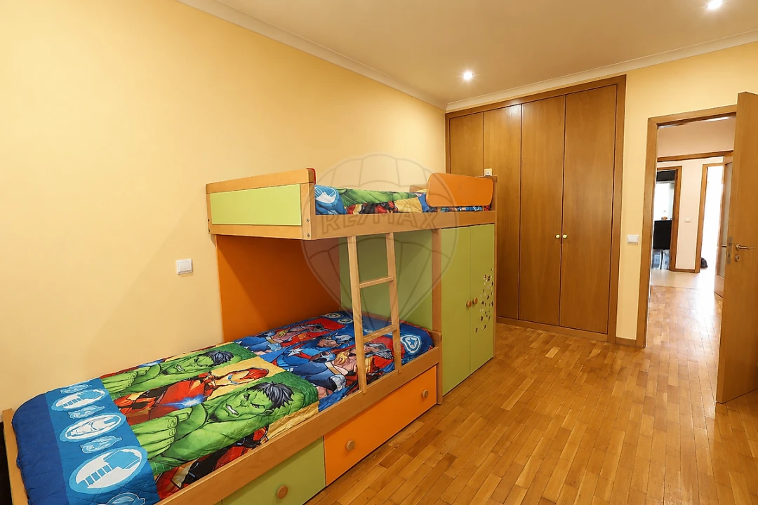 Apartamento T2 para Venda em Moreira Foto 19