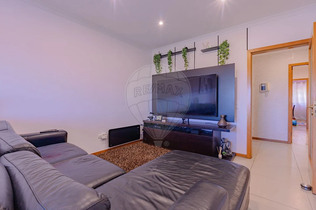 Apartamento T2 para Venda em Moreira Foto 10