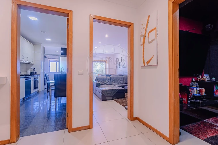 Apartamento T2 para Venda em Moreira Foto 34