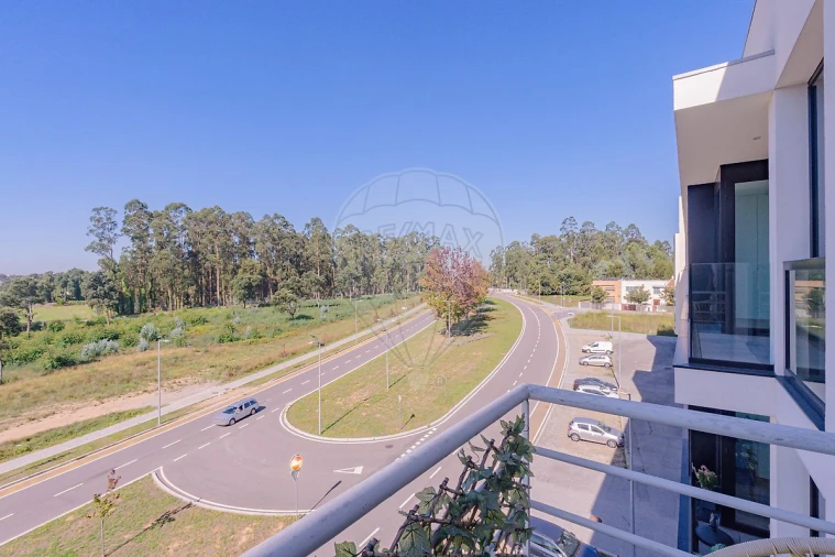 Apartamento T2 para Venda em Moreira Foto 15