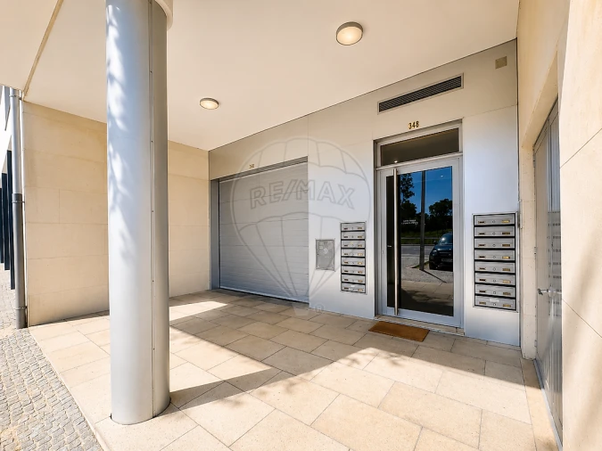 Apartamento T2 para Venda em Moreira Foto 10