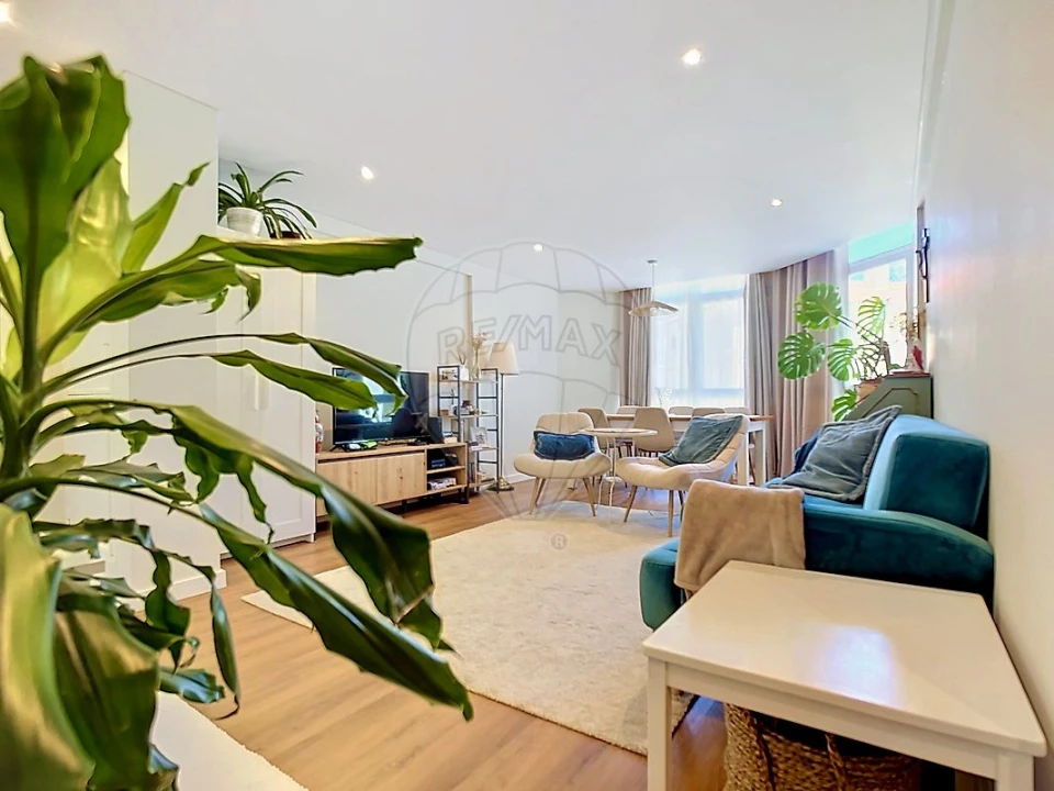 Apartamento T3 para Venda em Cascais e Estoril Foto 1