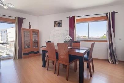 Apartamento T2 para Venda em Algueirão-Mem Martins