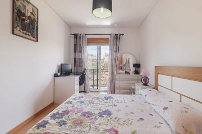 Apartamento T2 para Venda em Algueirão-Mem Martins