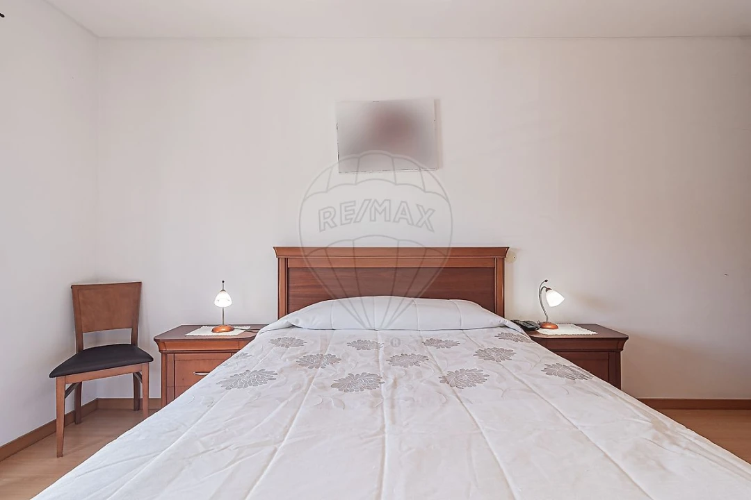 Apartamento T2 para Venda em Algueirão-Mem Martins Foto 40