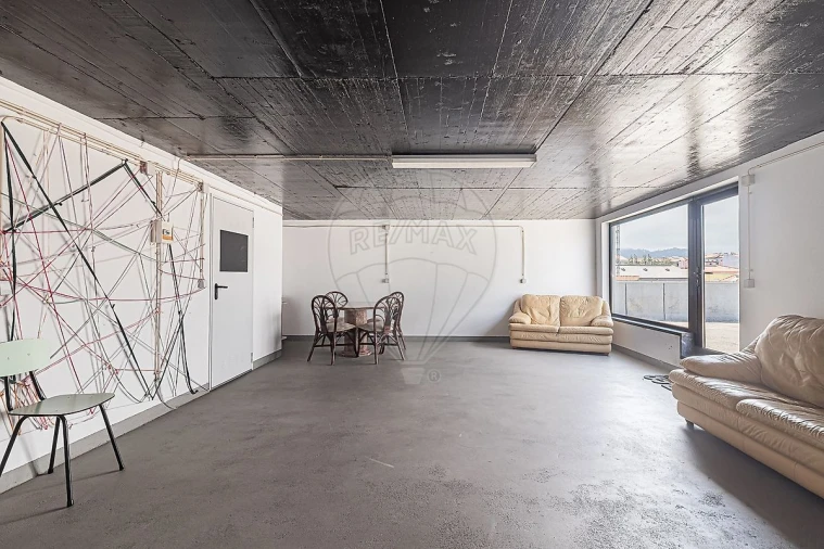 Apartamento T2 para Venda em Algueirão-Mem Martins Foto 46