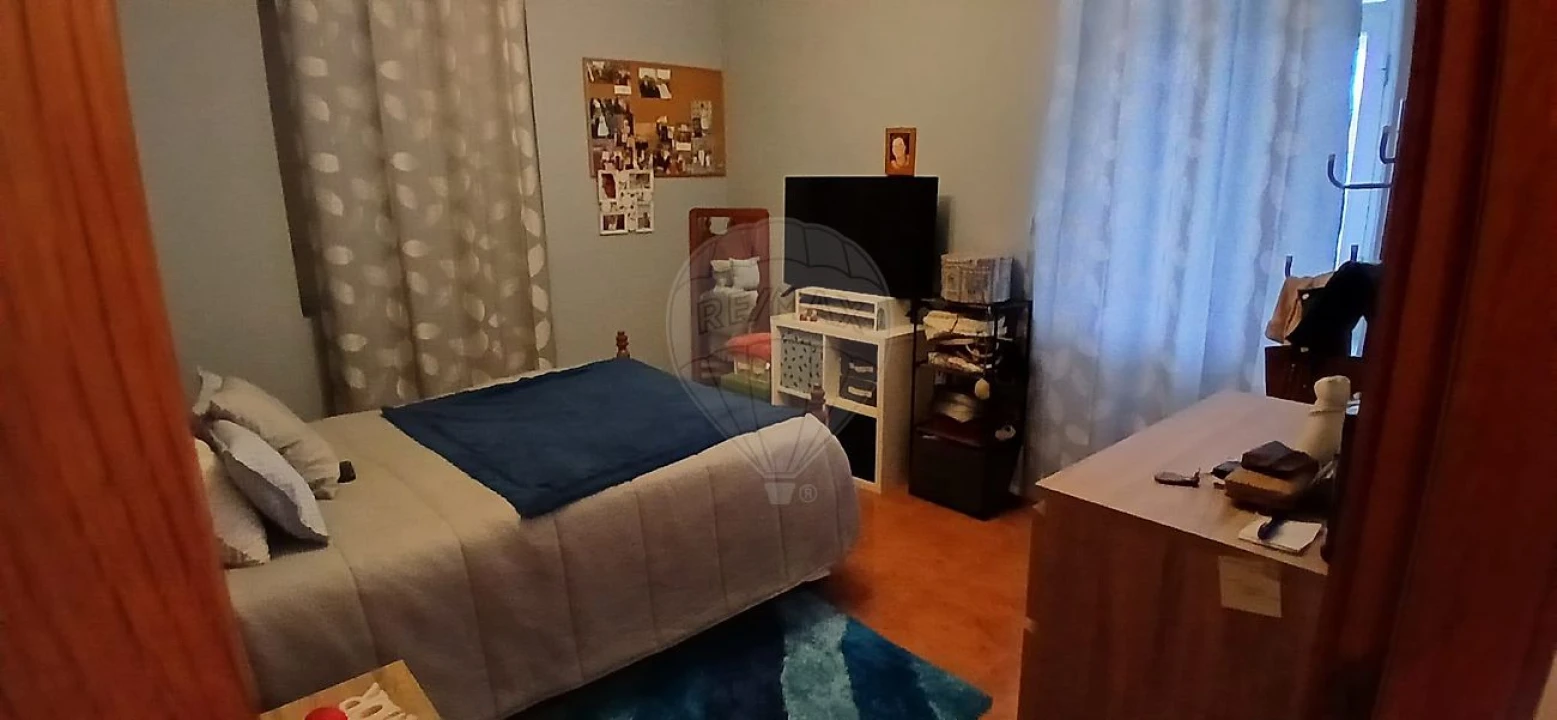 Moradia T4 para Venda em Gião Foto 17