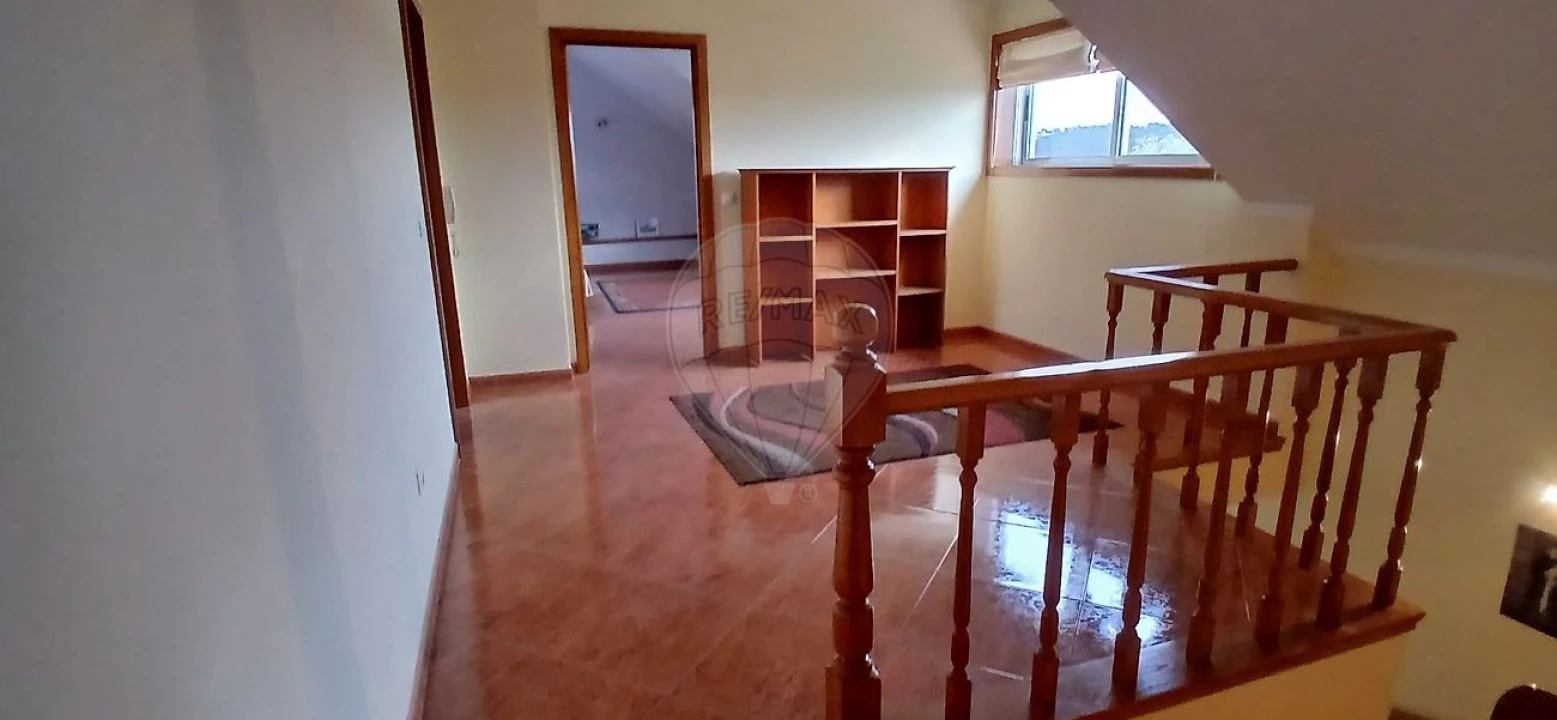Moradia T4 para Venda em Gião Foto 14