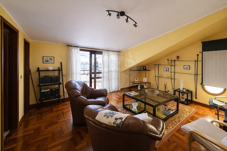 Moradia T5 para Venda em Vila do Conde Foto 3