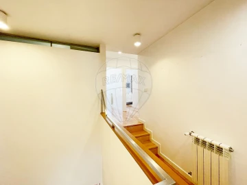 Apartamento T3 para Venda em Póvoa de Varzim, Beiriz e Argivai