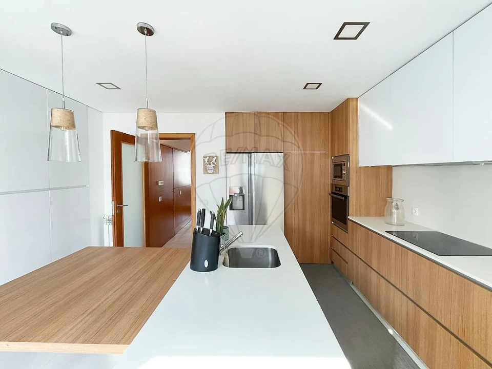 Apartamento T3 para Venda em Póvoa de Varzim, Beiriz e Argivai Foto 1