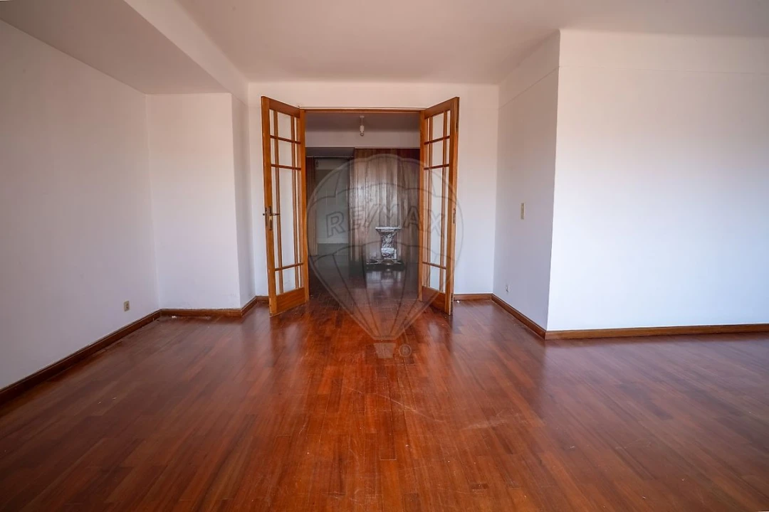 Apartamento T4 para Venda em Vila do Conde Foto 4