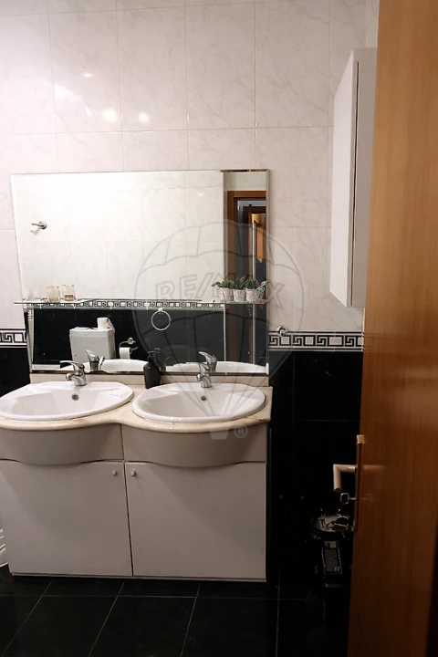 Apartamento T2 para Venda em Arvore