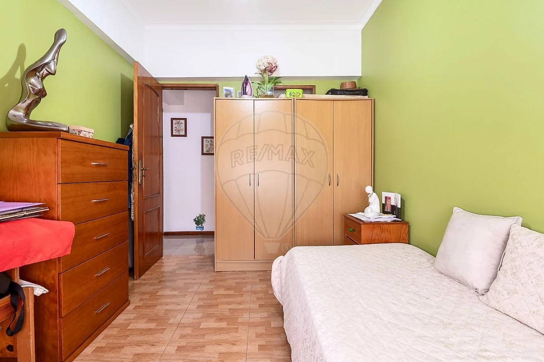 Apartamento T4 para Venda em Pinhal Novo Foto 20
