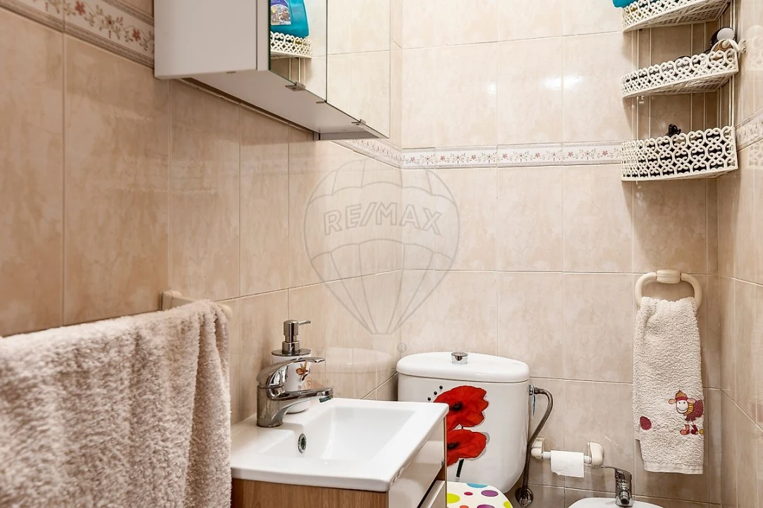 Apartamento T4 para Venda em Pinhal Novo Foto 24
