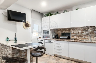 Apartamento T4 para Venda em Pinhal Novo
