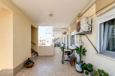 Apartamento T4 para Venda em Pinhal Novo