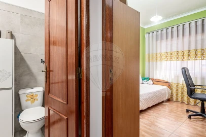Apartamento T4 para Venda em Pinhal Novo
