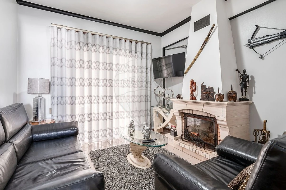 Apartamento T4 para Venda em Pinhal Novo Foto 17