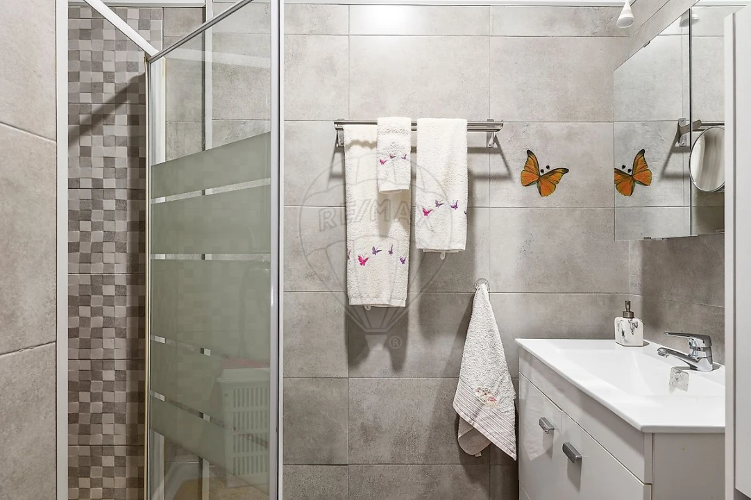 Apartamento T4 para Venda em Pinhal Novo Foto 14