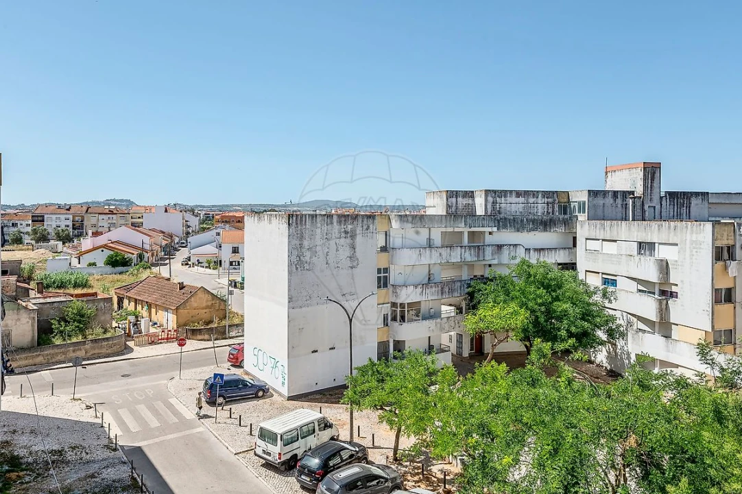 Apartamento T4 para Venda em Pinhal Novo Foto 34