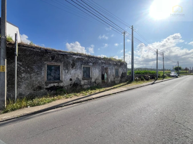 Moradia T3 para Venda em Fenais da Luz Foto 8