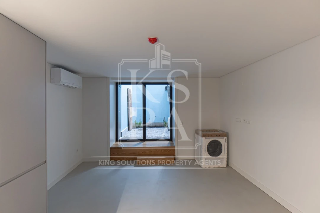 Apartamento para Venda em Cedofeita, Santo Ildefonso, Sé, Miragaia, São Nicolau e Vitória Foto 2