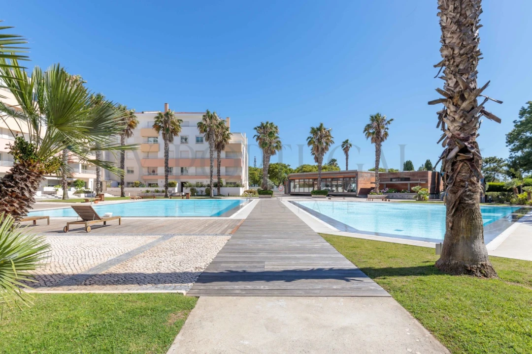 Apartamento T3 para Arrendamento em Carcavelos e Parede Foto 10