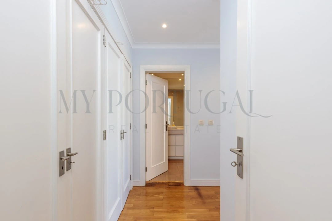 Apartamento T3 para Arrendamento em Carcavelos e Parede Foto 14
