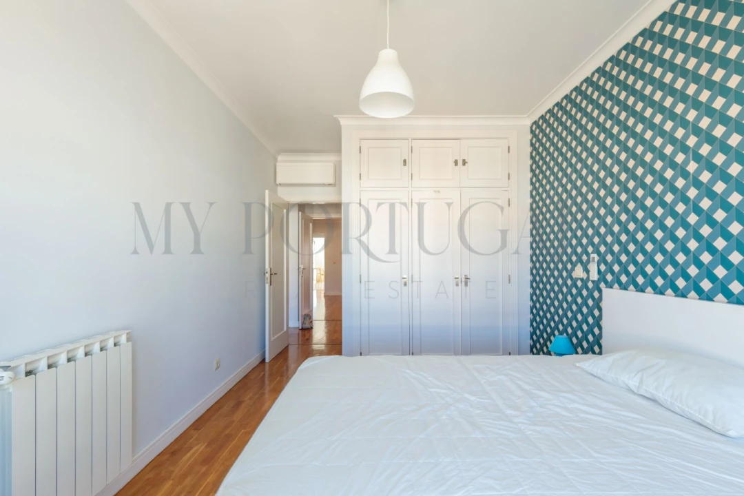 Apartamento T3 para Arrendamento em Carcavelos e Parede Foto 22