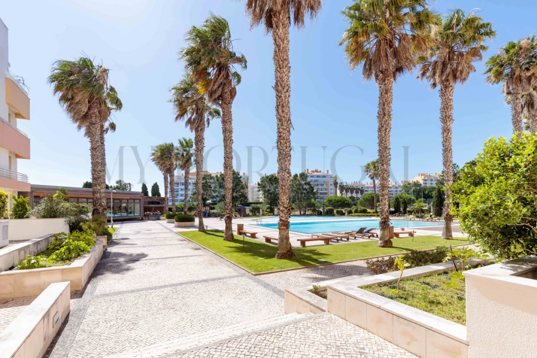 Apartamento T3 para Arrendamento em Carcavelos e Parede Foto 36