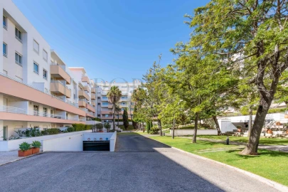 Apartamento T3 para Arrendamento em Carcavelos e Parede