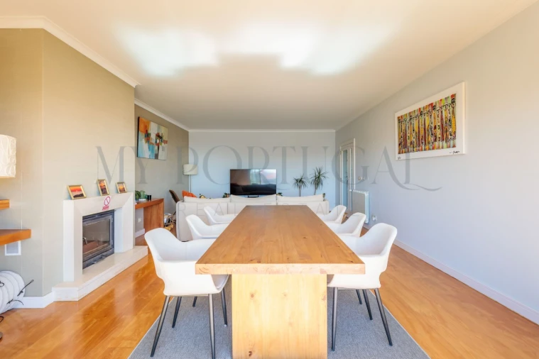 Apartamento T3 para Arrendamento em Carcavelos e Parede Foto 7