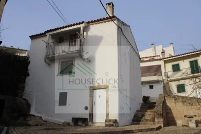 Moradia T2 para Venda em Idanha-A-Nova e Alcafozes