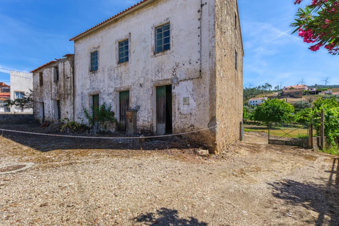 Moradia T4 para Venda em Mação, Penhascoso e Aboboreira Foto 2