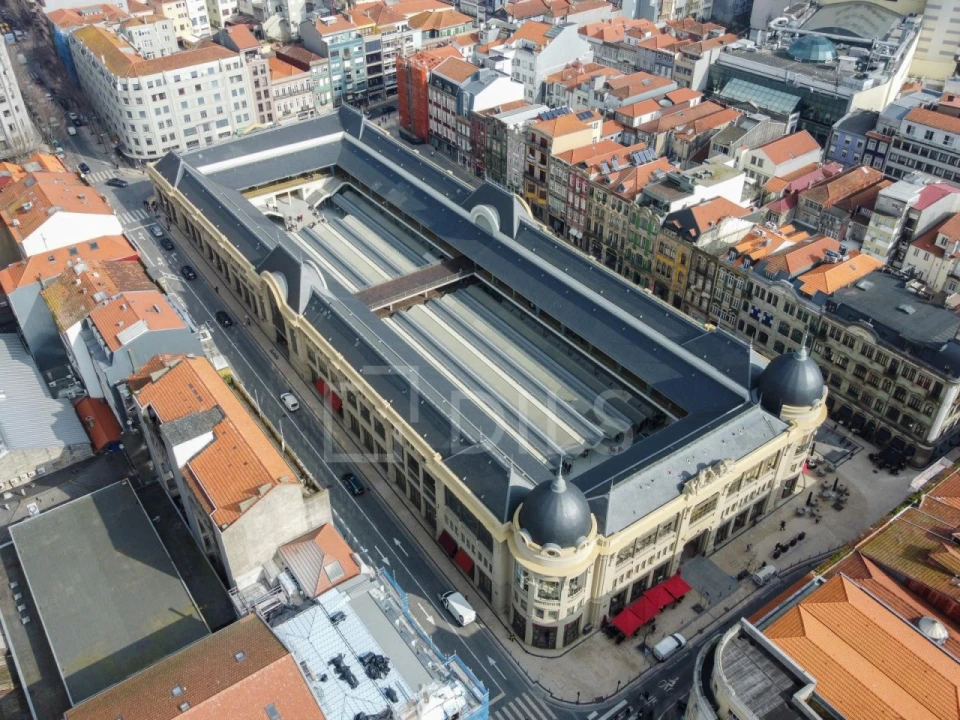 Apartamento T2 para Venda em Cedofeita, Santo Ildefonso, Sé, Miragaia, São Nicolau e Vitória Foto 21