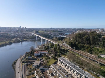 Moradia T3 para Venda em Campanhã