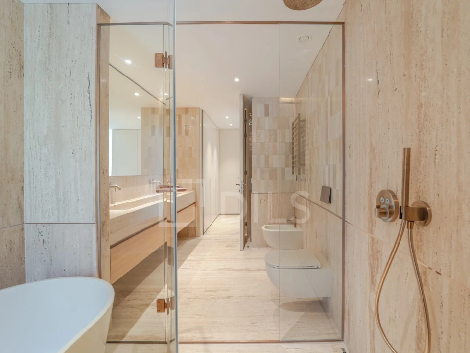 Apartamento T4 para Venda em Campanhã Foto 41