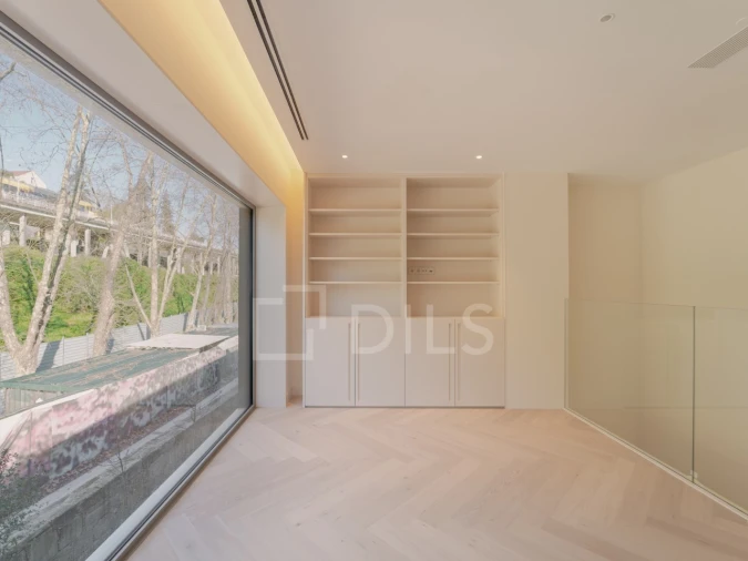 Apartamento T4 para Venda em Campanhã Foto 23