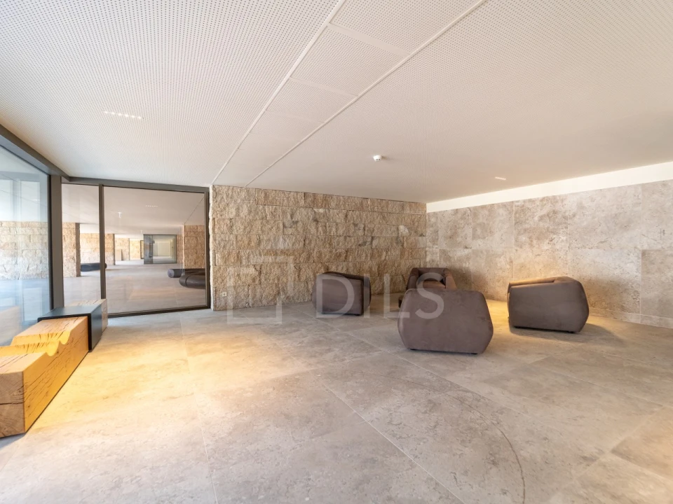 Apartamento T5 para Venda em Campanhã Foto 46