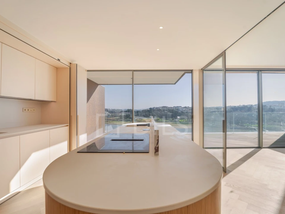 Apartamento T5 para Venda em Campanhã Foto 17