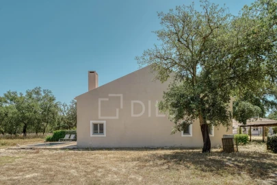 Moradia T2 para Venda em Santa Maria do Castelo e Santiago e Santa Susana